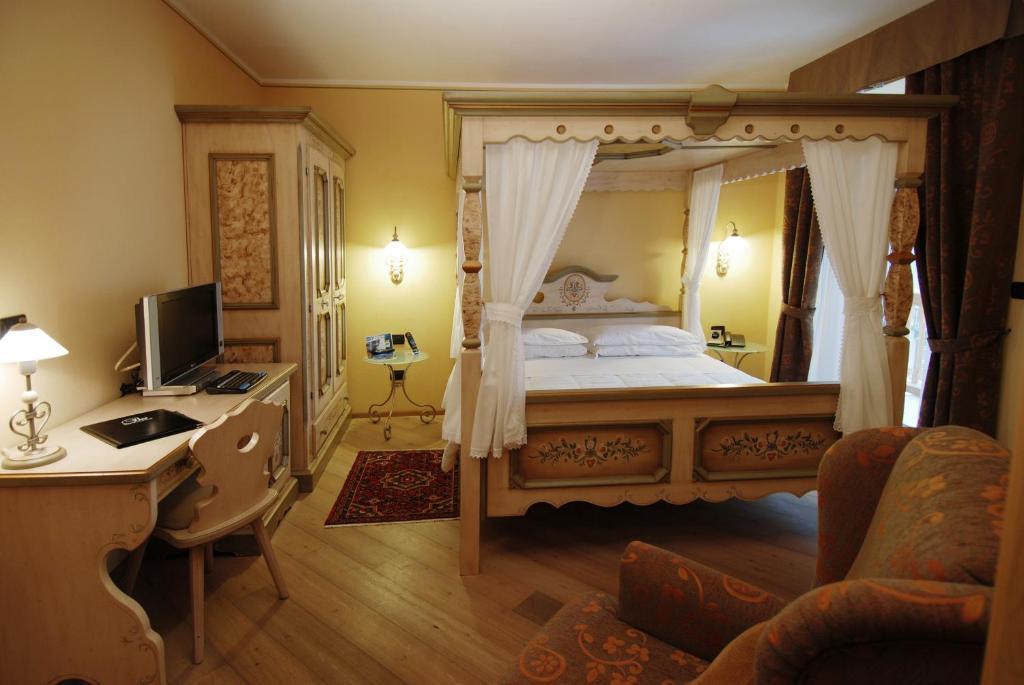 Hotel Bes & Spa クラヴィエーレ エクステリア 写真
